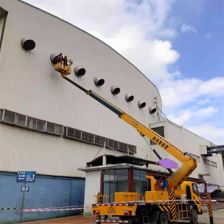 船山高空作业车出租服务：专业广告牌安装解决方案