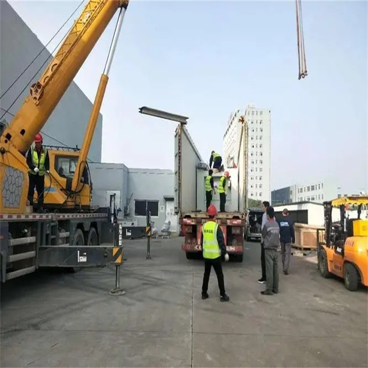 船山如何找到附近的吊车救援服务